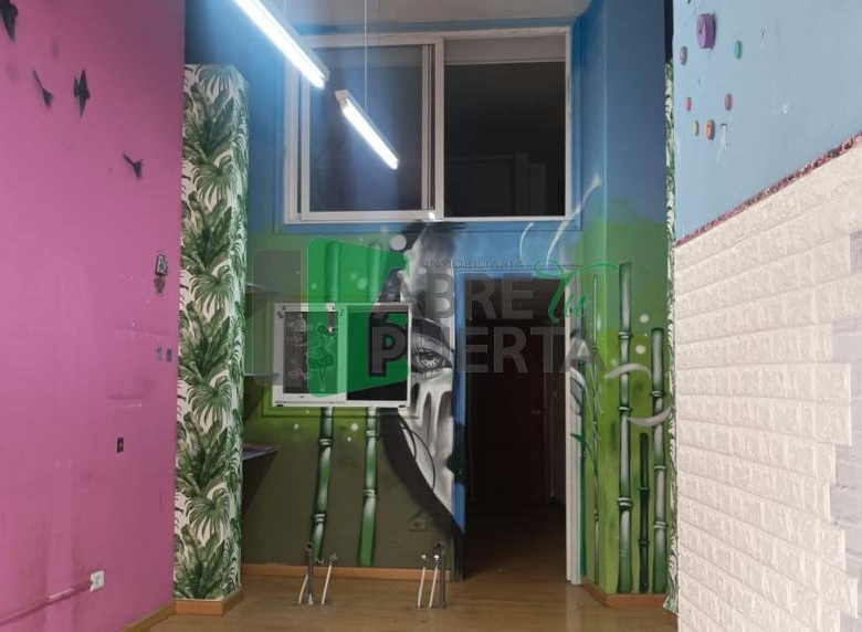LOCAL COMERCIAL