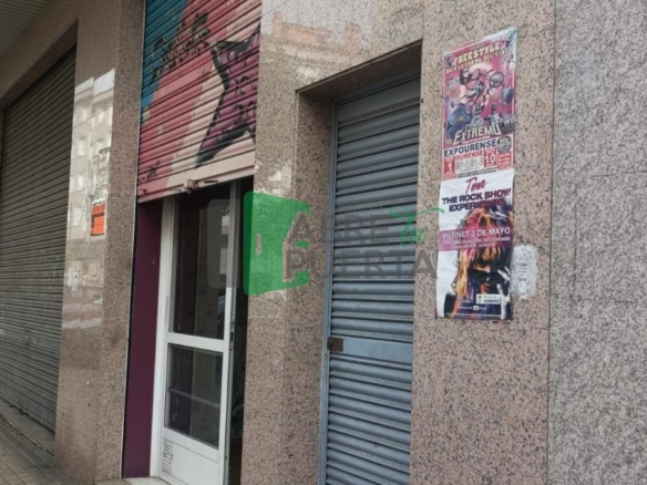 LOCAL COMERCIAL