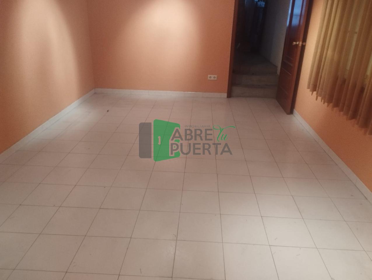 171639085190300025792_171638938910 LOCAL COMERCIAL EN ALQUILER
