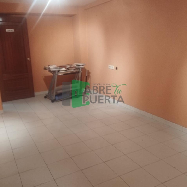 LOCAL COMERCIAL EN ALQUILER