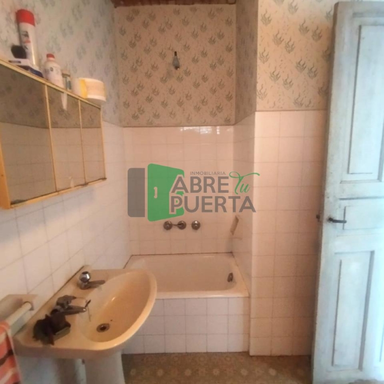 CASA A REFORMAR