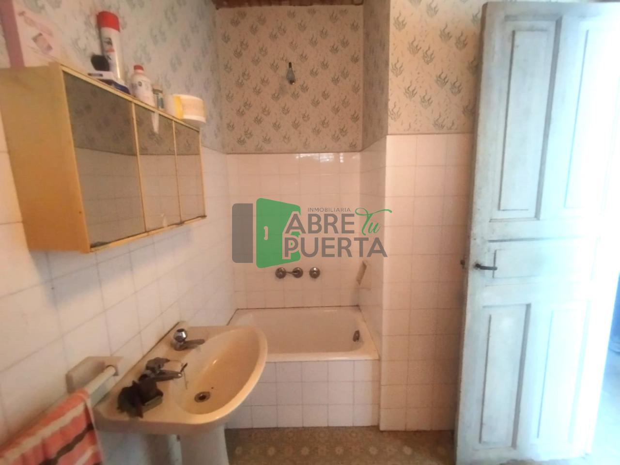 CASA A REFORMAR