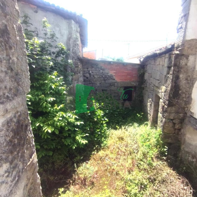 CASA A REFORMAR