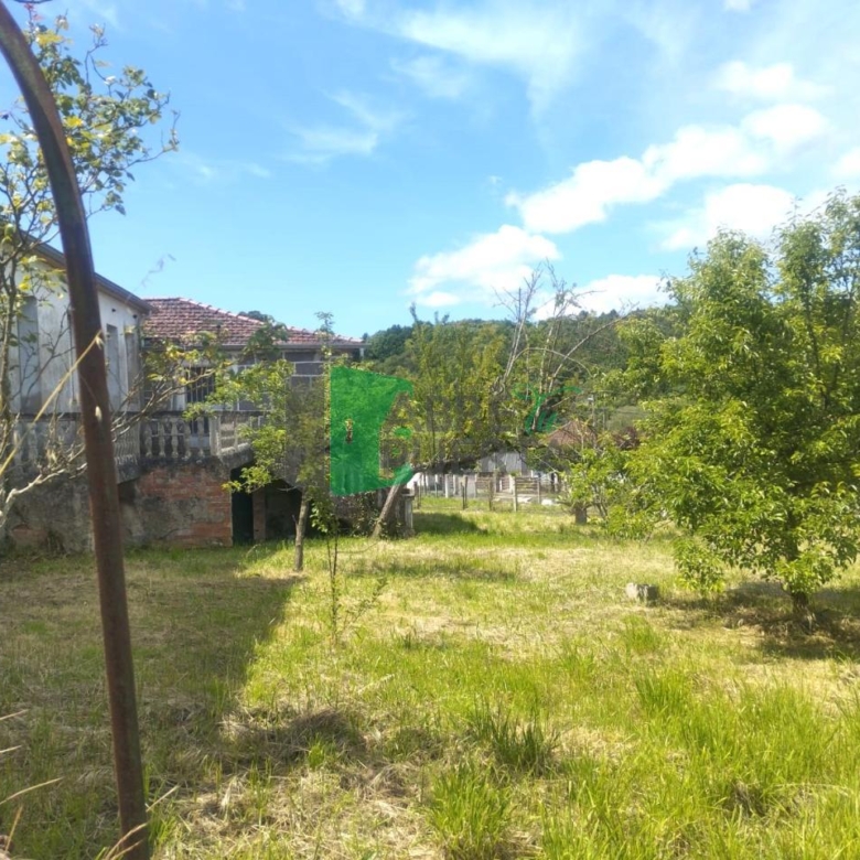 CASA A REFORMAR