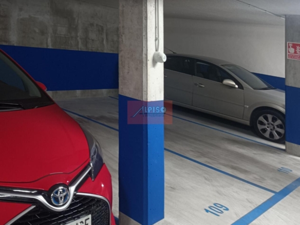 Plaza para coche en Ourense