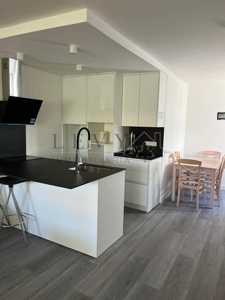 171890857708400122110_171890830616 Fantastico piso en puerto Banus