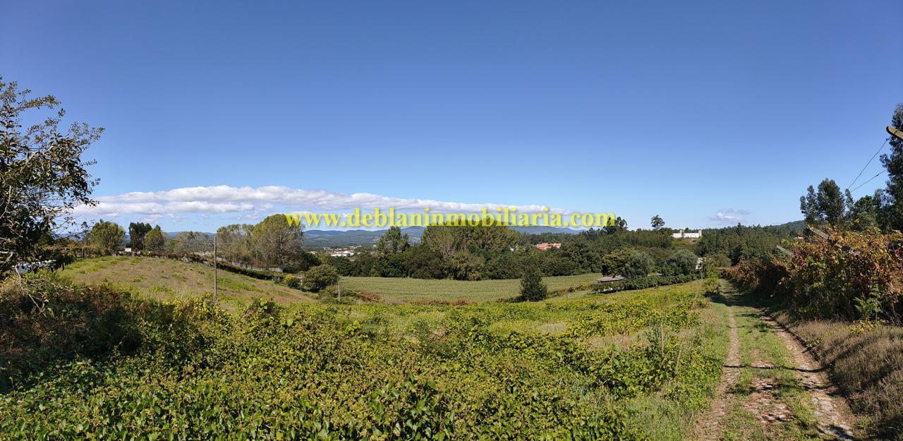 UBICADA EN VALENÇA, QUINTA DO FORTE CON TERRENO DE 22.600 M2