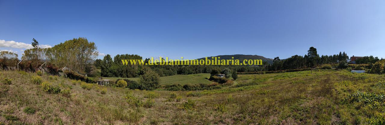 UBICADA EN VALENÇA, QUINTA DO FORTE CON TERRENO DE 22.600 M2