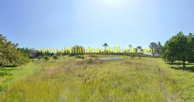 UBICADA EN VALENÇA, QUINTA DO FORTE CON TERRENO DE 22.600 M2