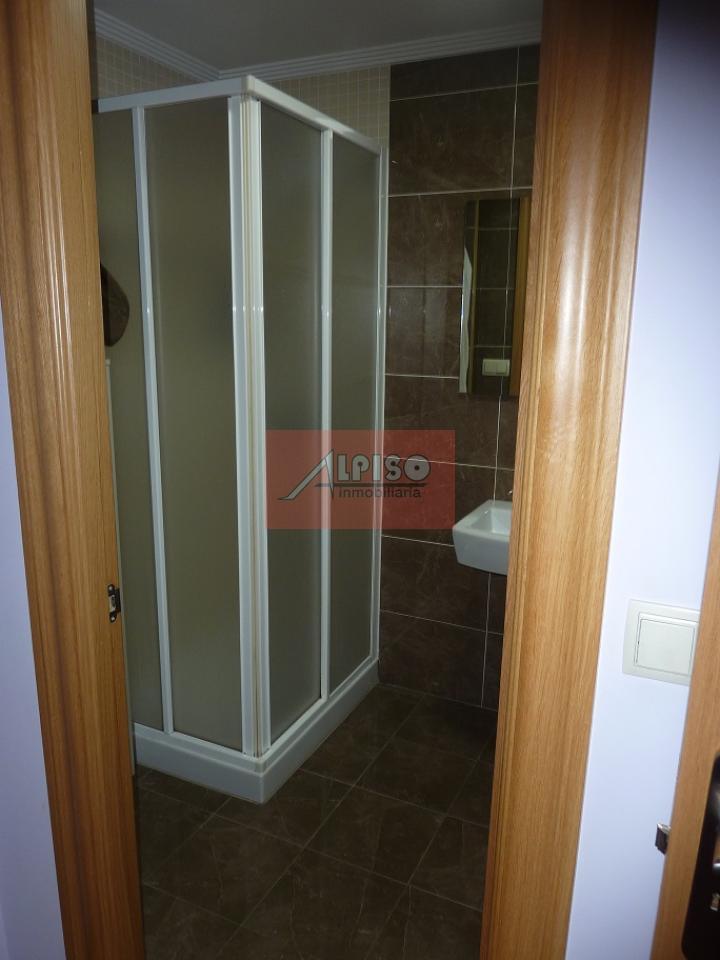 172132537316400155869_172130246085 Piso en Ourense