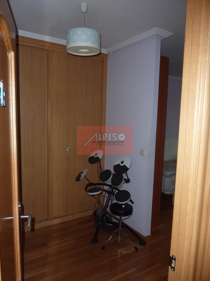 172132537566800155869_172130246318 Piso en Ourense