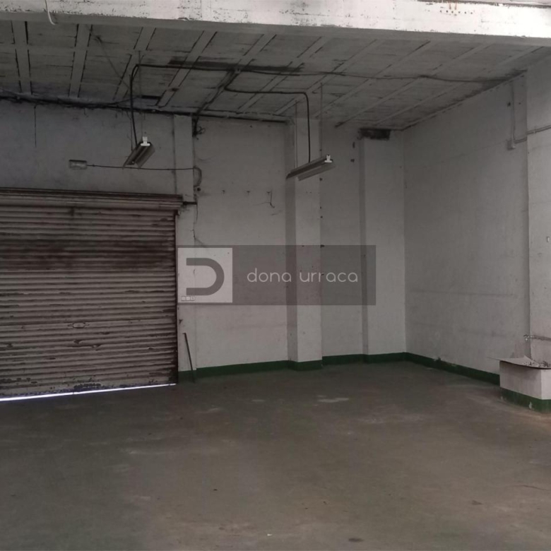 Local comercial en alquiler en Centro