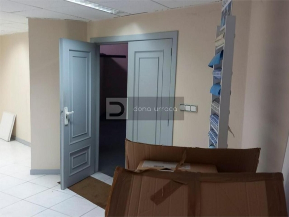 Local comercial en alquiler en Centro