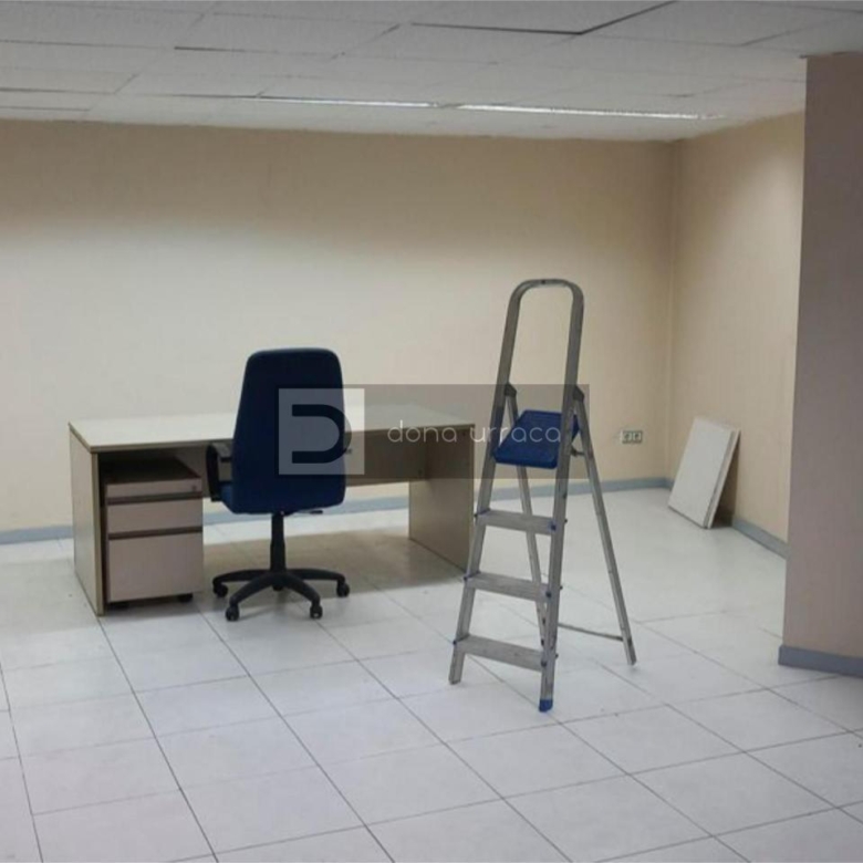 Local comercial en alquiler en Centro