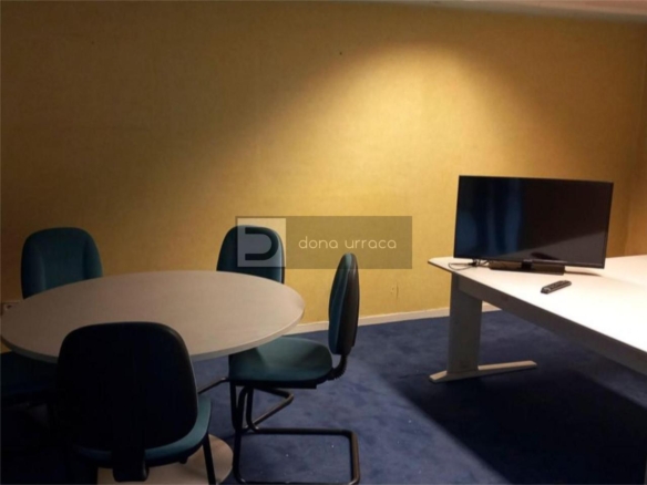 Local comercial en alquiler en Centro