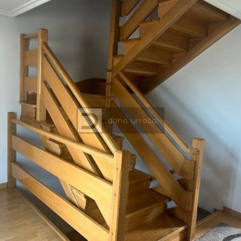 VENTA DE CASA EN PONTE NOALLA