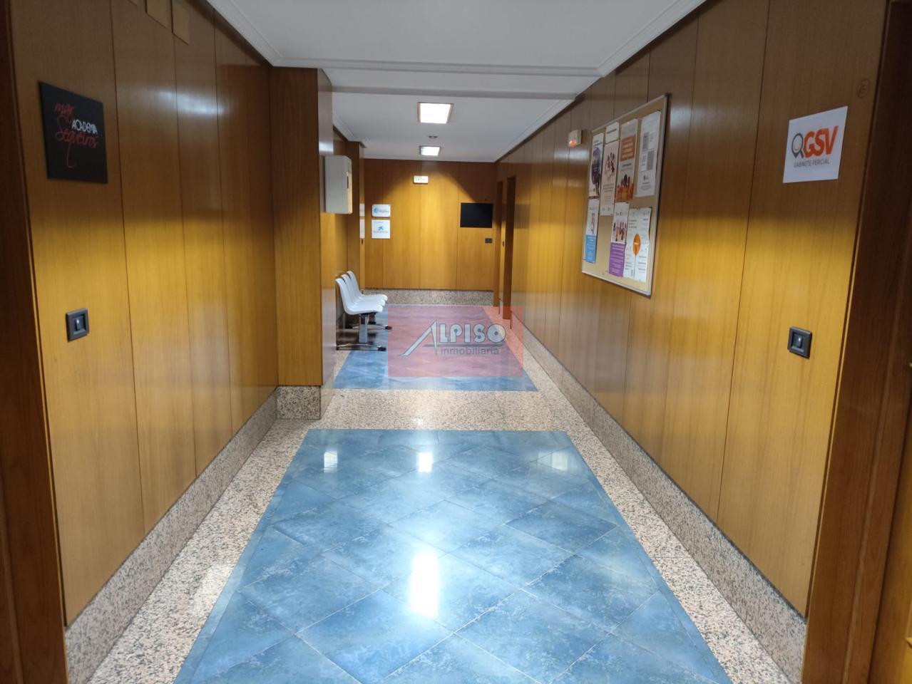 172501692295200026237_172501687662 Alquiler oficina Centro