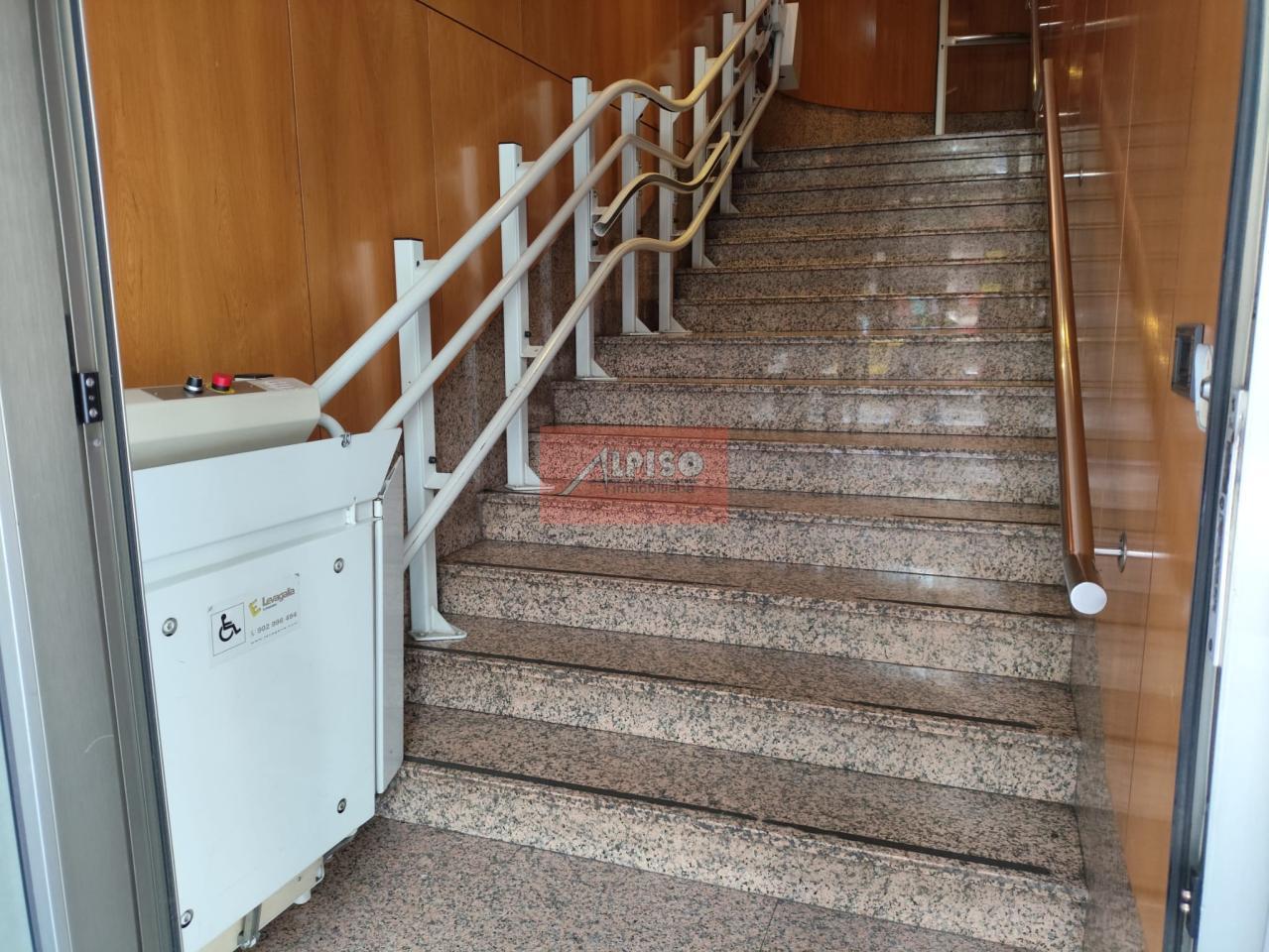 172501692314600026237_172501688360 Alquiler oficina Centro