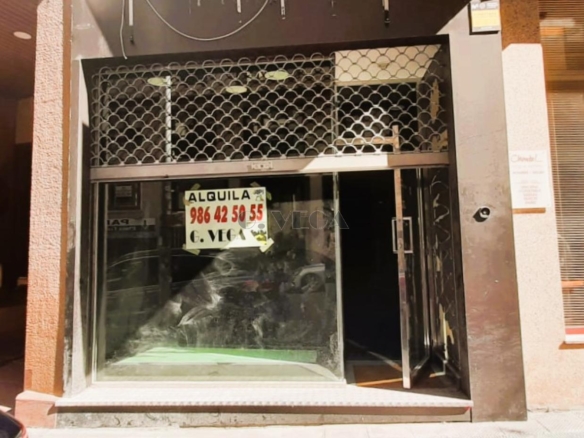 Local en la calle Pintor Laxeiro.