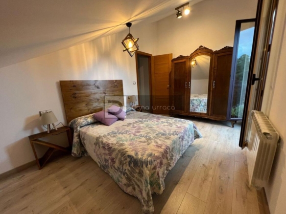 Casa o chalet independiente en venta en  Loñoa