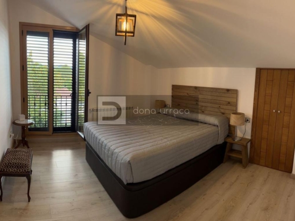 Casa o chalet independiente en venta en  Loñoa