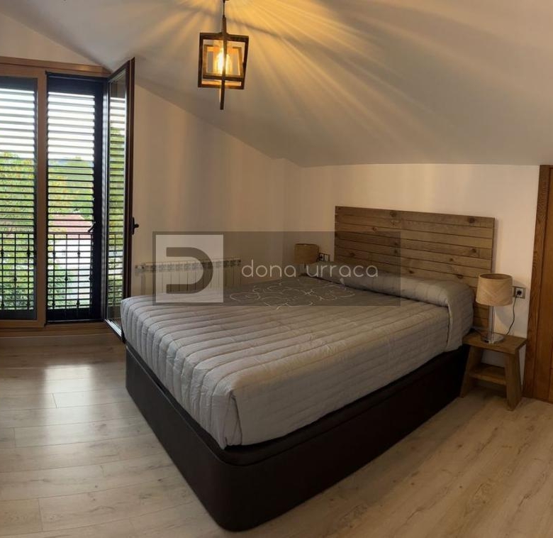 Casa o chalet independiente en venta en  Loñoa