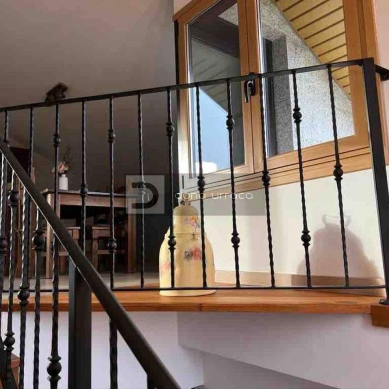 Casa o chalet independiente en venta en  Loñoa