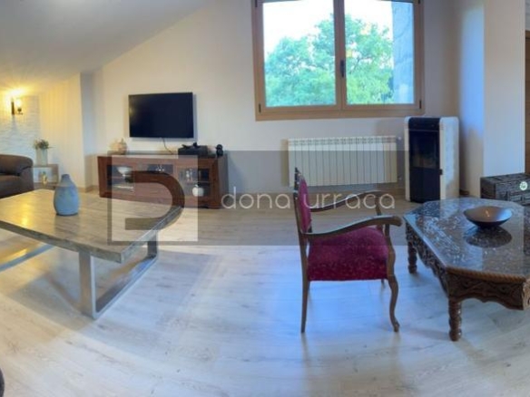 Casa o chalet independiente en venta en  Loñoa
