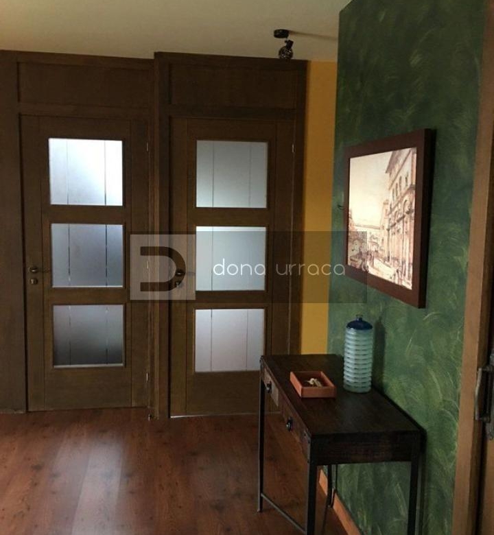 Casa o chalet independiente en venta en  Loñoa