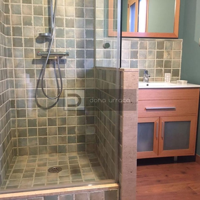 Casa o chalet independiente en venta en  Loñoa