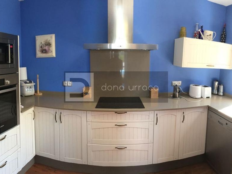 Casa o chalet independiente en venta en  Loñoa