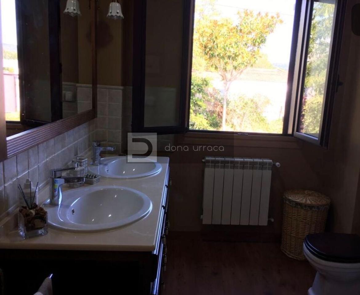 172561533450300038554_172556396991 Casa o chalet independiente en venta en Loñoa
