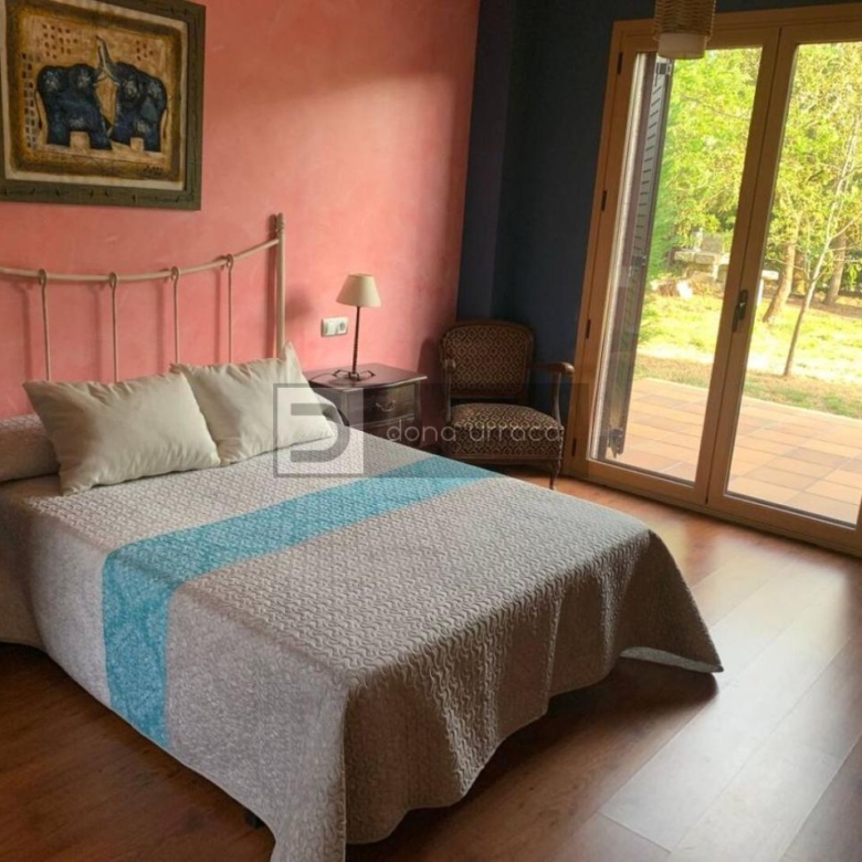 Casa o chalet independiente en venta en  Loñoa