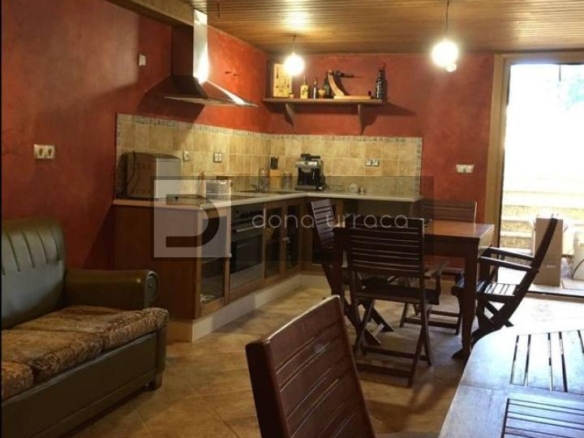 Casa o chalet independiente en venta en  Loñoa
