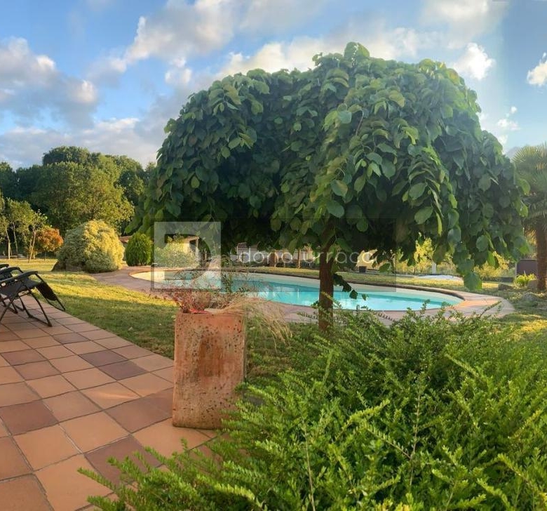 Casa o chalet independiente en venta en  Loñoa