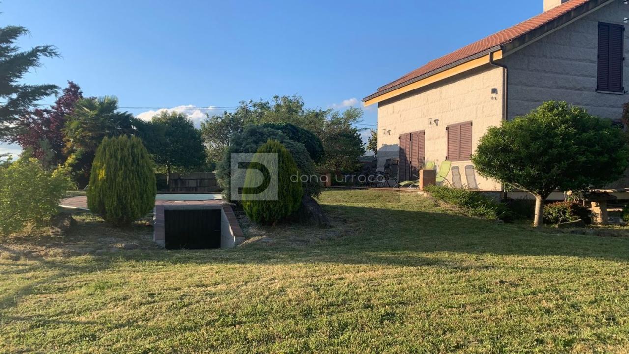 172561534470800038554_172556397865 Casa o chalet independiente en venta en Loñoa