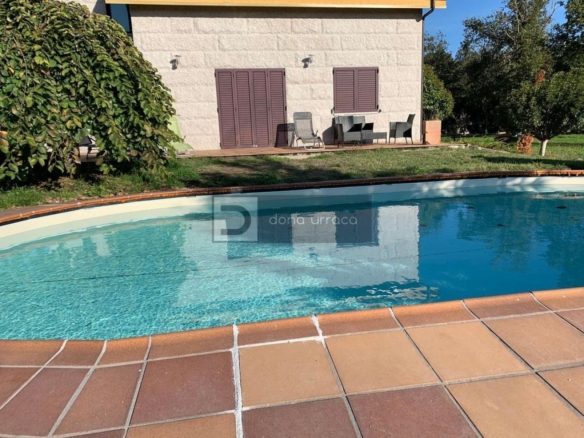 Casa o chalet independiente en venta en  Loñoa