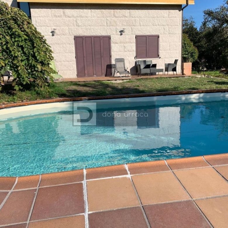 Casa o chalet independiente en venta en  Loñoa