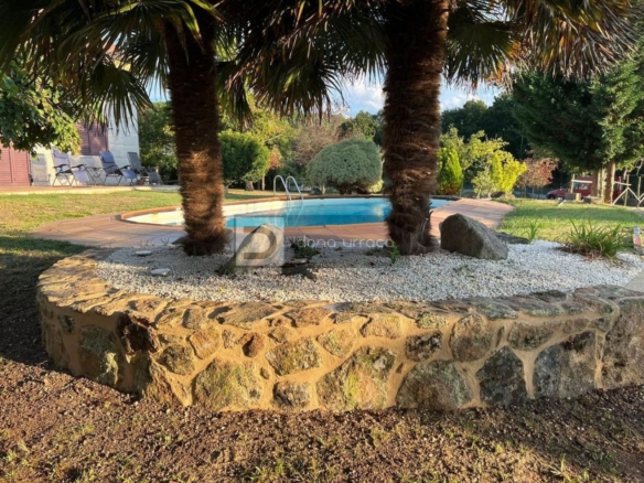 Casa o chalet independiente en venta en  Loñoa