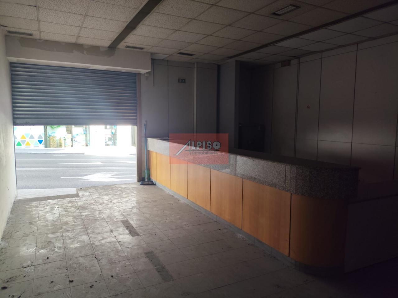 172564088983900026268_172536272637 Local Comercial en Ourense