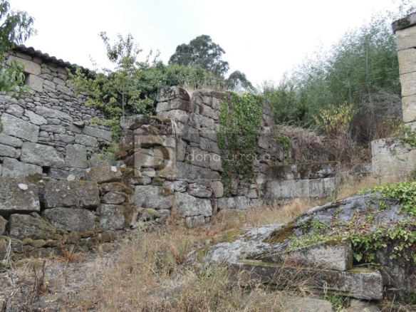 VENTA DE PAZO CERCA DE OUTARIZ