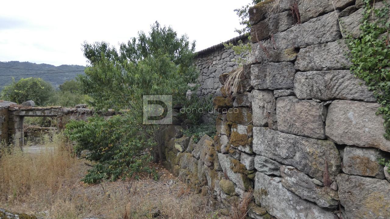 172613167558200038619_172604949648 VENTA DE PAZO CERCA DE OUTARIZ
