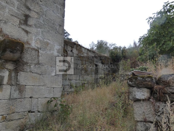 VENTA DE PAZO CERCA DE OUTARIZ