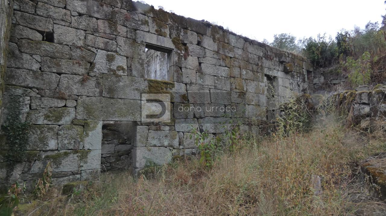 172613168638100038619_172604954092 VENTA DE PAZO CERCA DE OUTARIZ