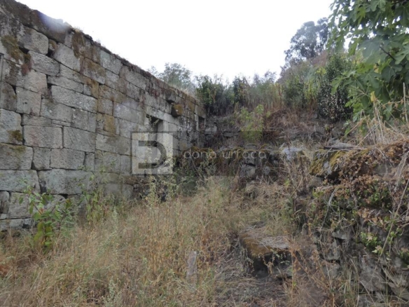 VENTA DE PAZO CERCA DE OUTARIZ