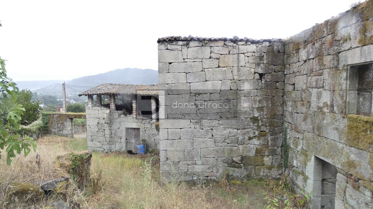 172613168900900038619_172604954811 VENTA DE PAZO CERCA DE OUTARIZ