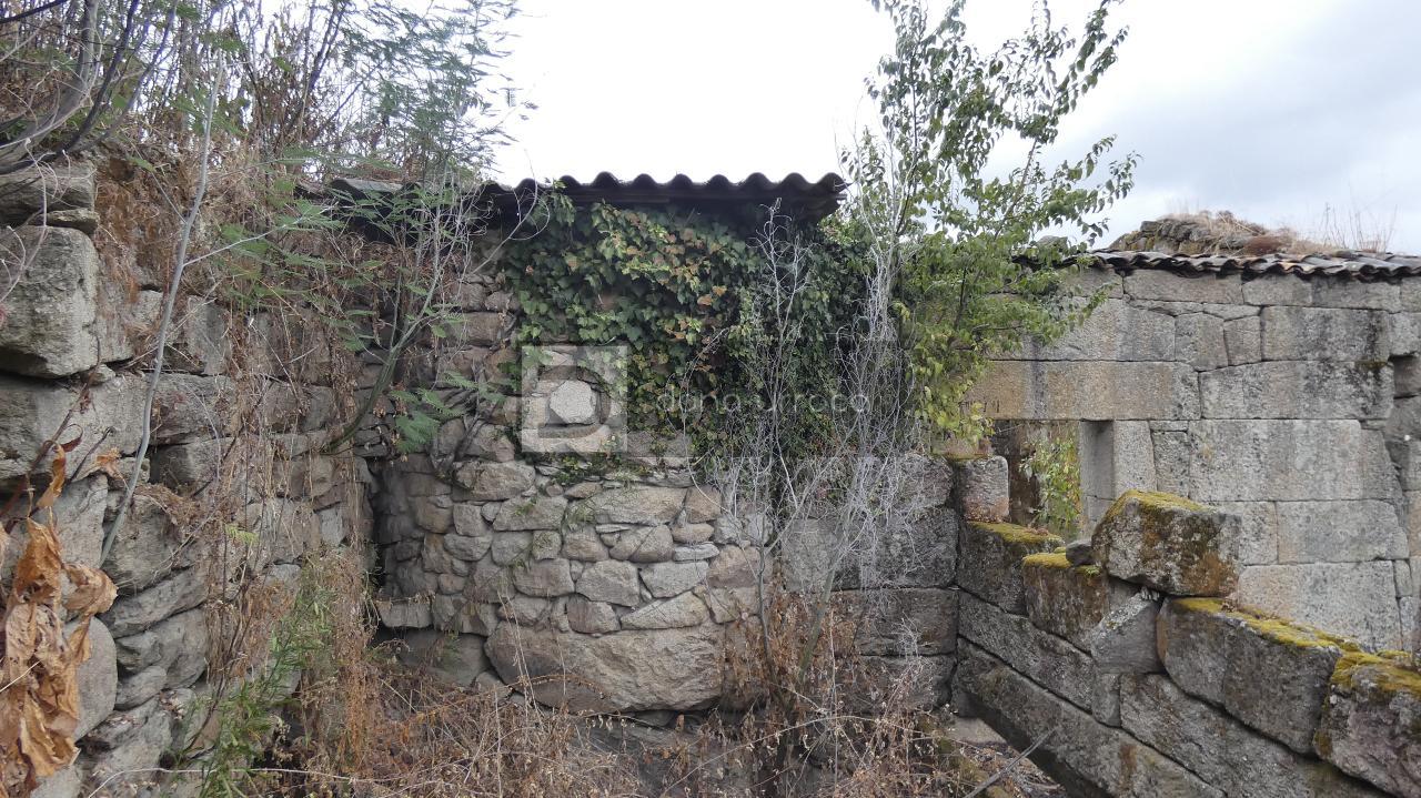 172613169314000038619_172604957995 VENTA DE PAZO CERCA DE OUTARIZ