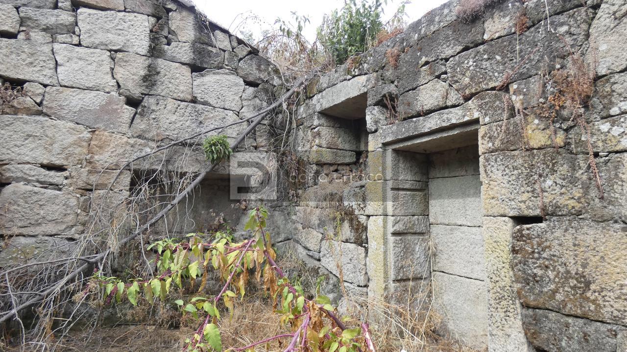 172613170063900038619_172604961718 VENTA DE PAZO CERCA DE OUTARIZ