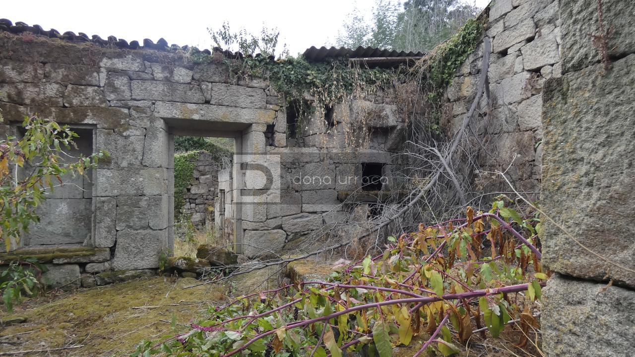 172613170236700038619_172604962230 VENTA DE PAZO CERCA DE OUTARIZ