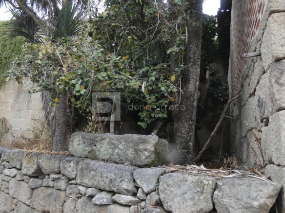 VENTA DE PAZO CERCA DE OUTARIZ